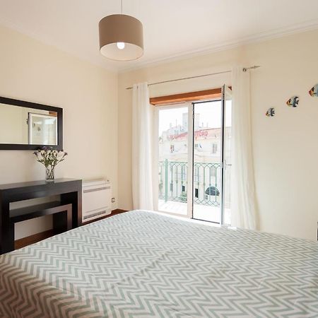 Apartamento Praia Sao Martinho Do Porto Luaran gambar