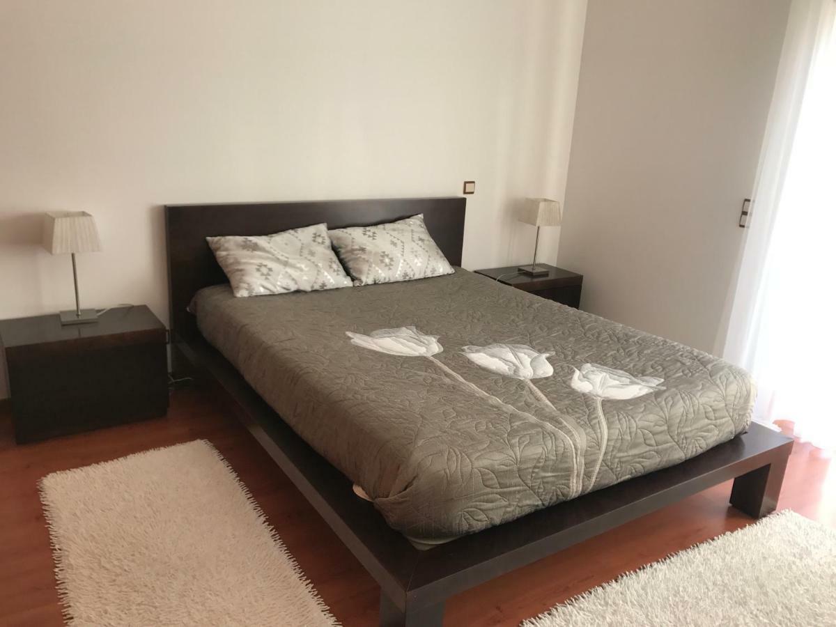 Apartamento Praia Sao Martinho Do Porto Luaran gambar